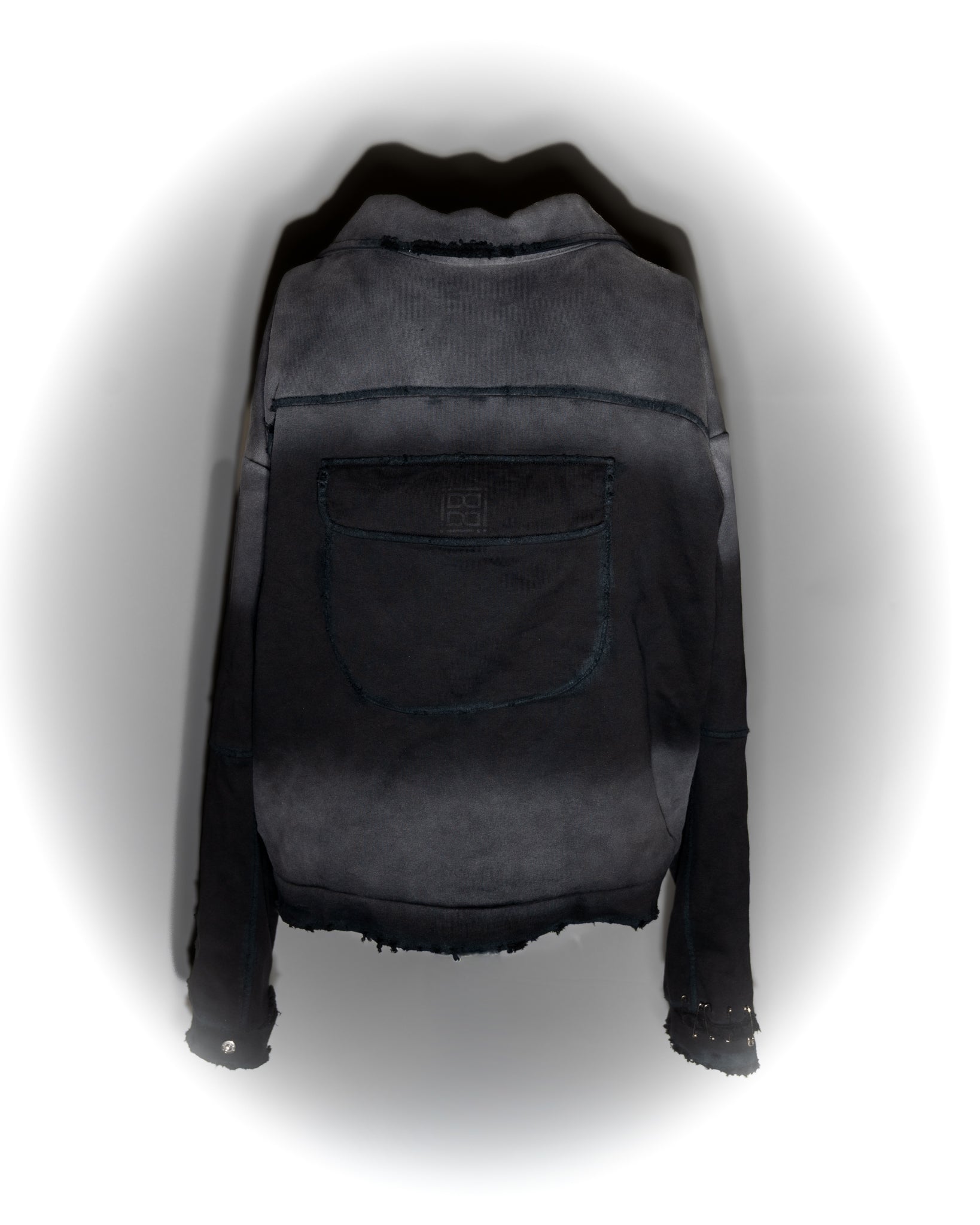 QUARTER ZIP